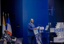 Alassane Ouattara, Président de la République de Côte d'Ivoire lors de son intervention au forum des marchés émergents en France