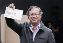 Colombie _ Le président sortant Ivan Duque félicite Gustavo Petro